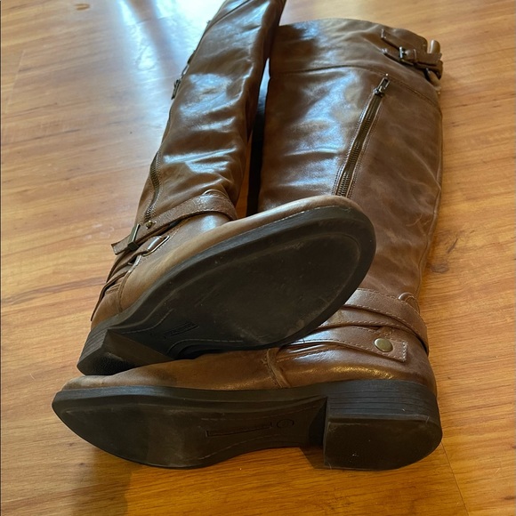 Luxury Rebel tall boots - Picture 2 of 3